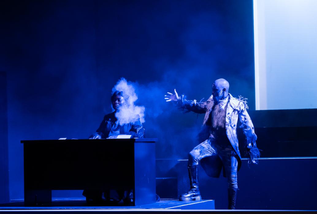 The Turn of the Screw9