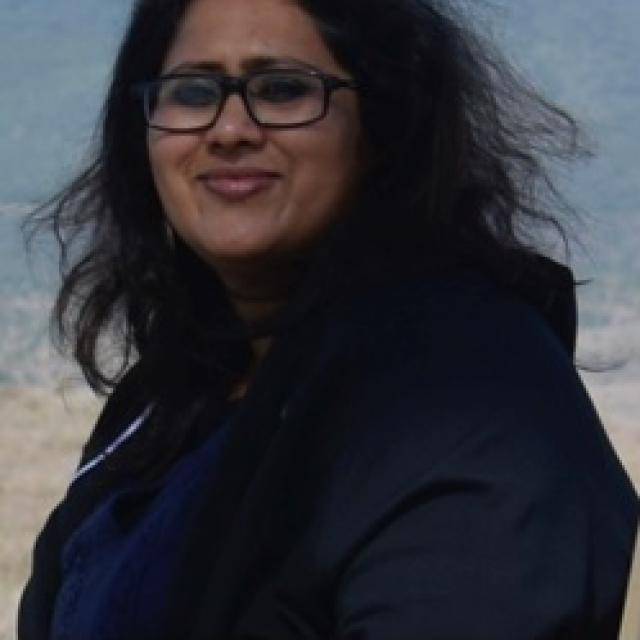 Dr Manasi Kumar